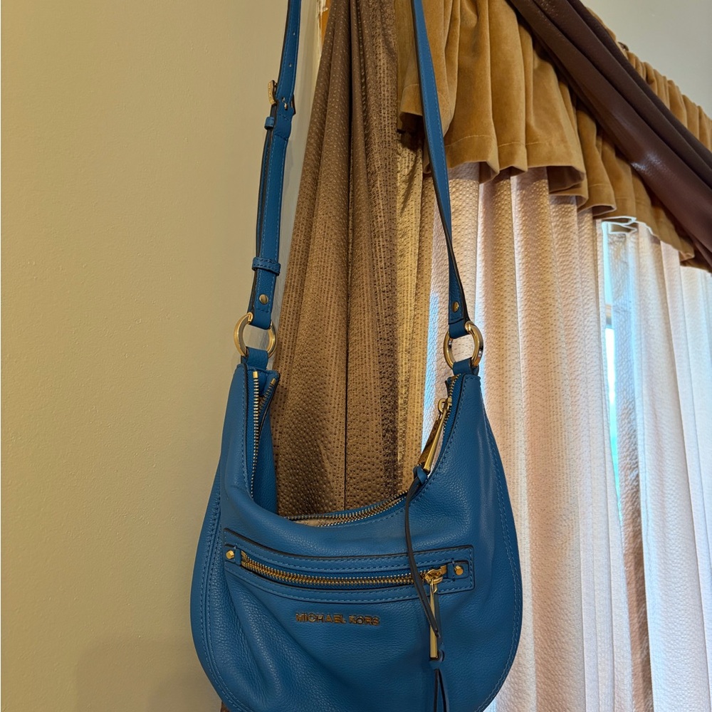Michael Kors Turquoise Blue Leather Shoulder Bag with Gold Hardware